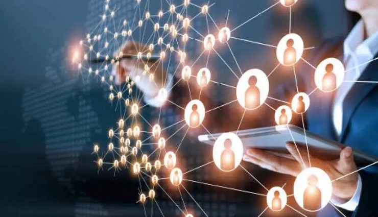 فین تک ،فین تک چیست؛ تاریخچه، حوزه فعالیت، سطح امنیت آن ،فین تک چگونه نظام مالی سنتی را به چالش کشیده است؟