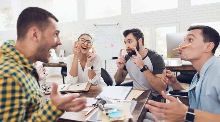 مهارت های قابل انتقال؛ ۱۰ مهارت که در هر شغلی به دردتان میخورند 6 تیم کاری دارای مهارتهای بینفردی