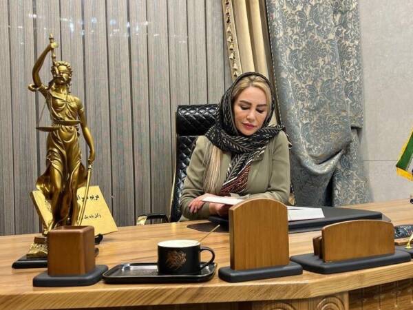 وکیل خانم در تهران - راهنمای انتخاب 20 وکیل خانم در تهران