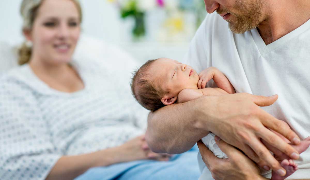 علائم زایمان چیست