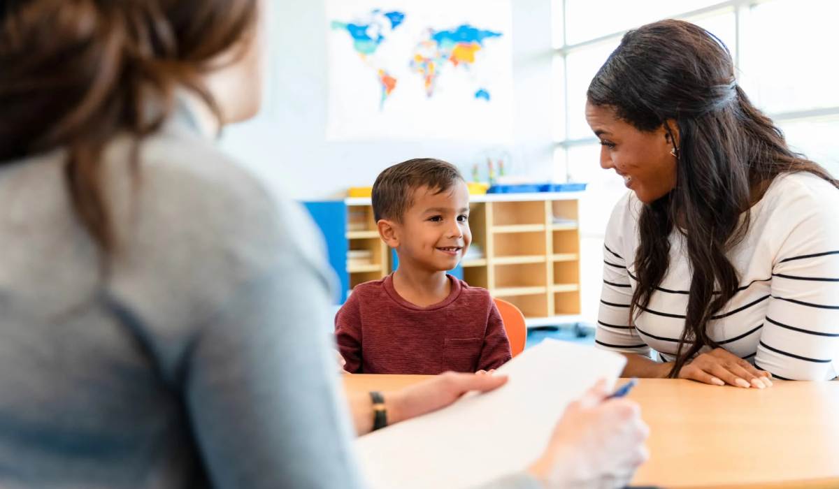 در مراجعه به دکتر روانشناس، باید انتظار چه معاینه‌ها و کارهایی را داشته باشیم؟