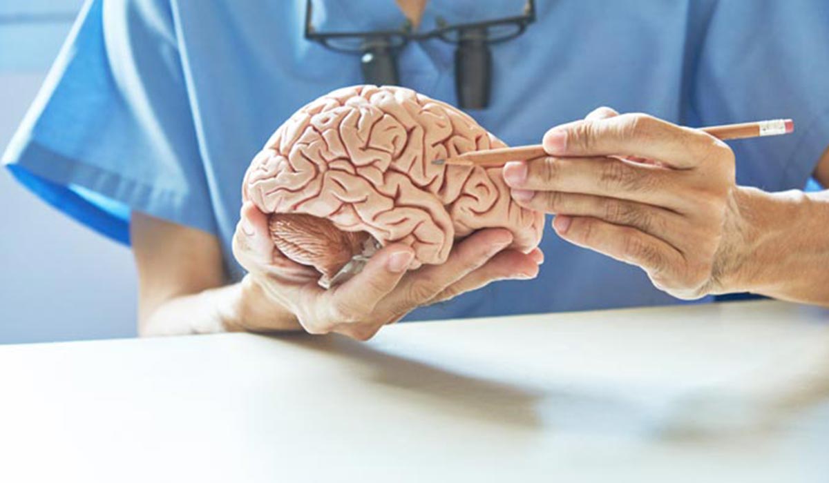 متخصص نورولوژیست