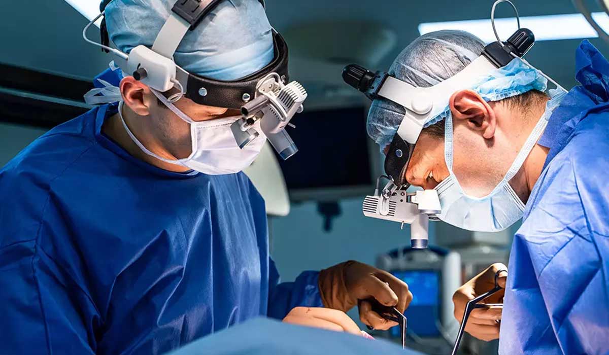 جراحی مغز و اعصاب