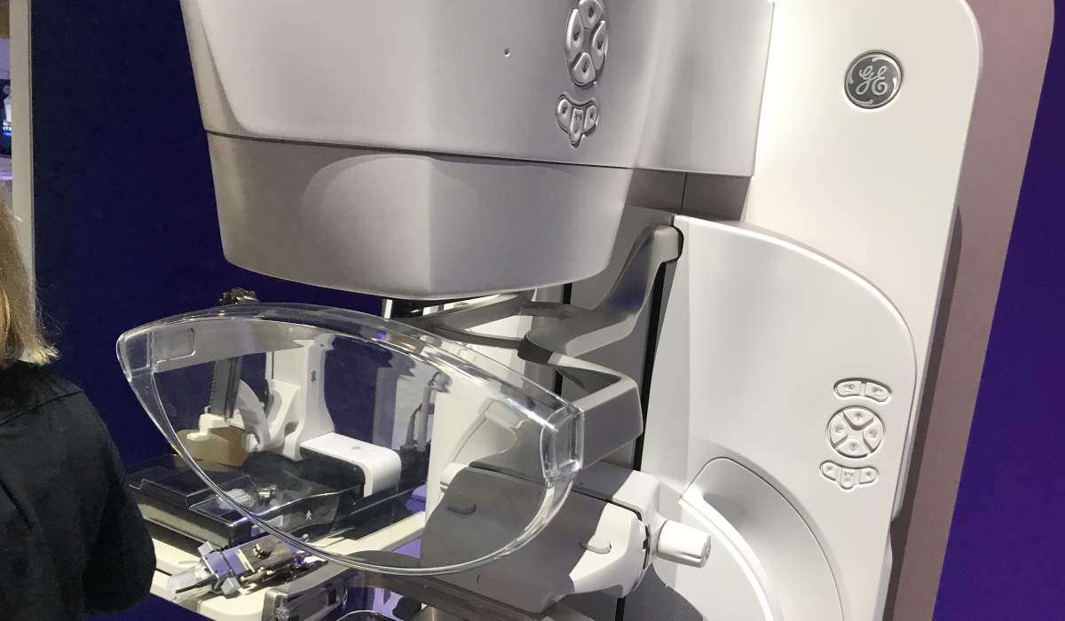 دستگاه ماموگرافی