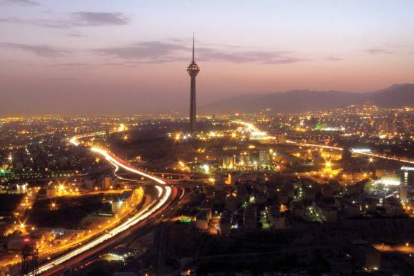 هتل های نزدیک میدان ولیعصر تهران کدامند