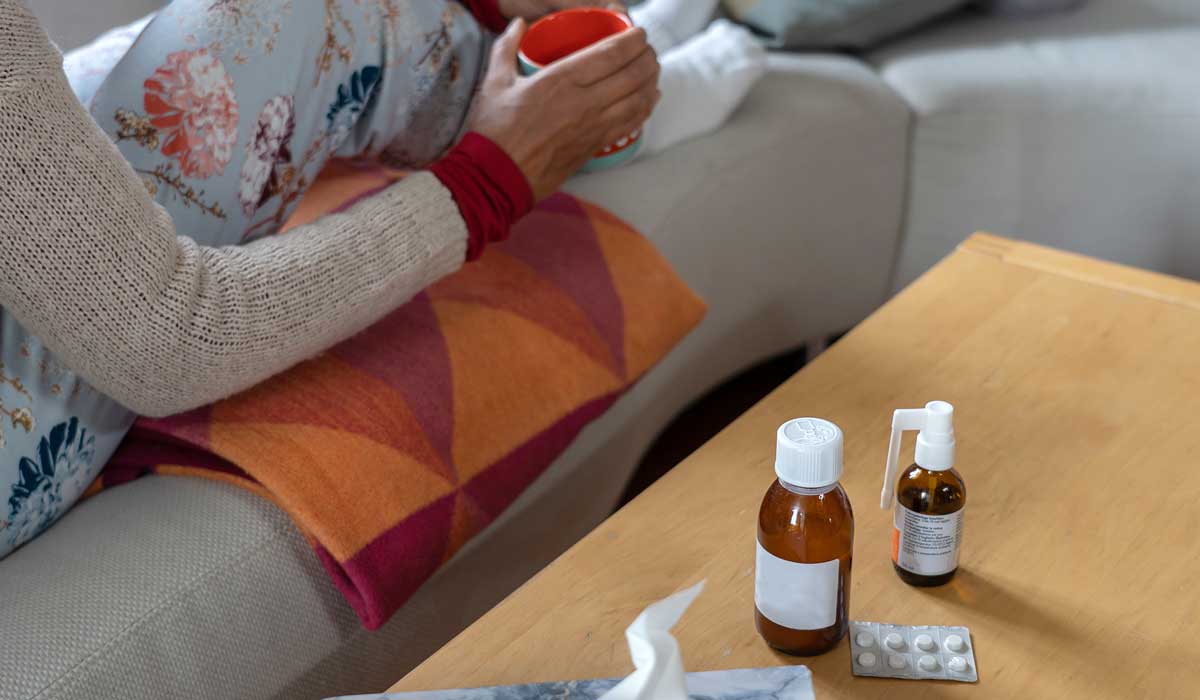 6 علامت و 10 درمان سریع خانگی و پزشکی_رنگو 44 درمان سرفه خلط دار شدید