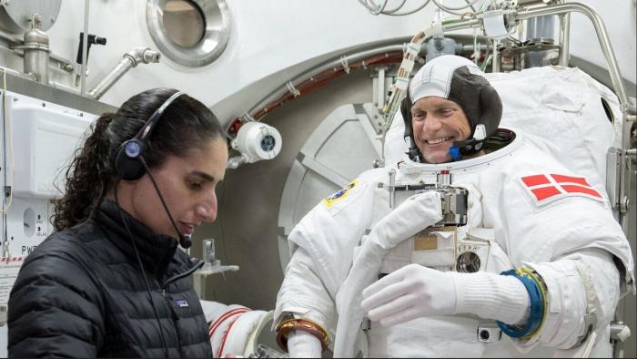 بدن زنان در فضا نسبت به مردان کمی بهتر عمل می‌کند