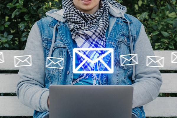 وب سرویس پیامکی؛ موثرترین روش تبلیغات سایت