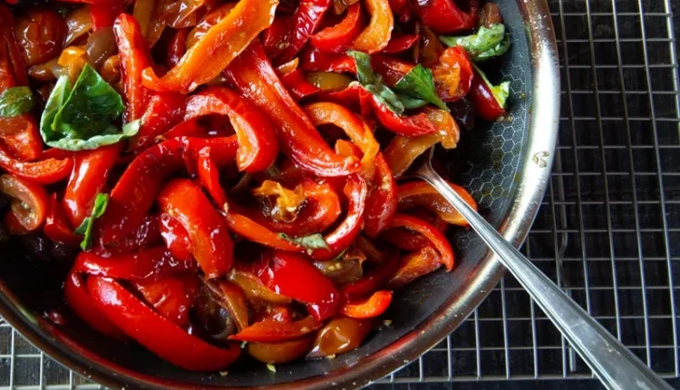 ۱۲ غذایی که شدت افت وزن شما را چند برابر میکنند!_رنگو 33 1724083738 250 ۱۲ غذایی که شدت افت وزن شما را چند برابر.webp