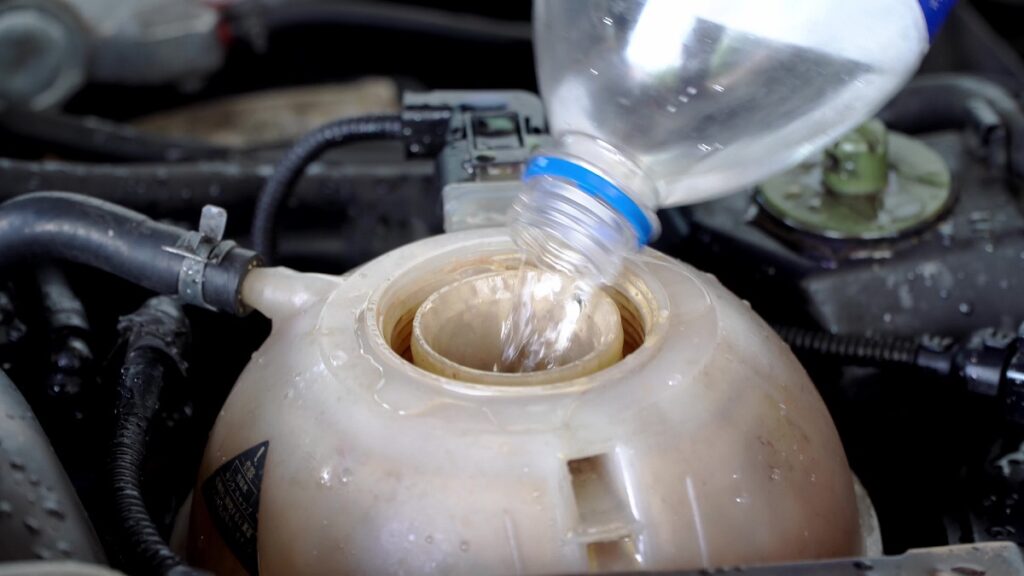 هفت علت مهم جوش آوردن ماشین + راه حلهای جلوگیری و نکات ایمنی_رنگو 9 آب رادیاتور