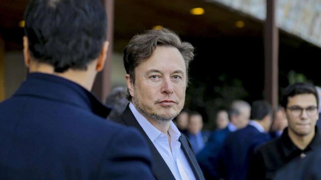 1731669340 117 ایلان ماسک در گسترش باتری خودروهای برقی ناکامی می‌خورد رنگو