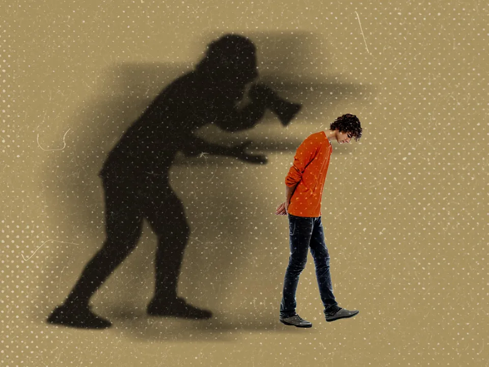 1734035037 383 ۱۳ علت کینه‌ای بودن آدم‌ها رنگو.webp