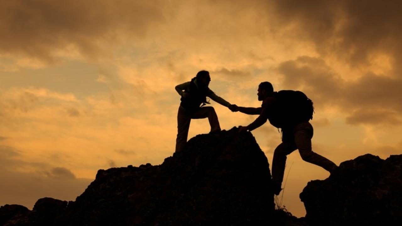 1734628998 328 ۵۰ نشانه‌ای که می‌گوید نیمه‌ گمشده‌تان را اشکار کرده‌اید