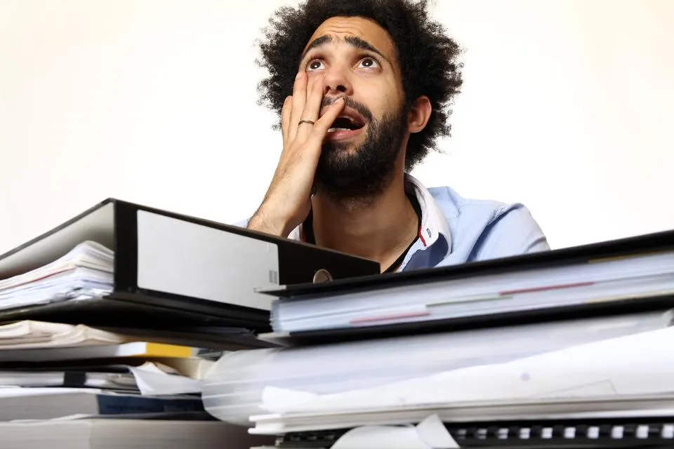 ۳ علت از دست دادن انگیزه و راهکارهایی برای برگشت دادن آن_رنگو 22 ۳ علت از دست دادن انگیزه و راهکارهایی برای برگشت.webp