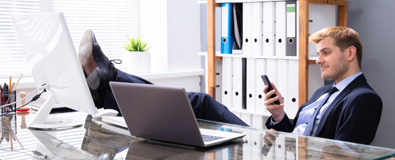 1740837862 546 حقیقت تلخ همه از کلمات مختصر شده در مکالمه متنی.webp