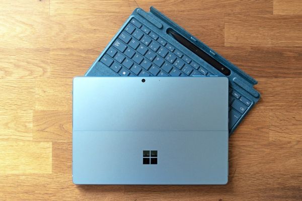 1742306251 777 قیمت سرفیس پرو ۲۰۲۵ در ایران ارزان‌ترین مدل‌ها کجاست؟ رنگو