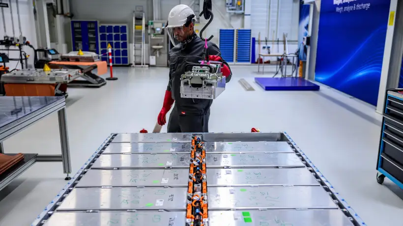 1743051265 106 وابستگی اروپا به مواد خام حیاتی چین چه مقدار است؟.webp