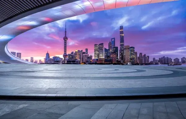 شگفت ترین مکان های چین که هیچ جای دنیا نمی توان یافت!_رنگو 12 چرخوفلک روی پشتبام مال!