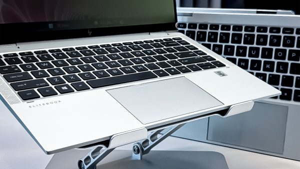 راهنمای جامع انتخاب لپ تاپ دانشجویی در سال 1404: برای دانشگاه چه لپ تاپی بخریم ؟_رنگو 17 خرید لپ تاپ دست دوم و استوک دانشجویی