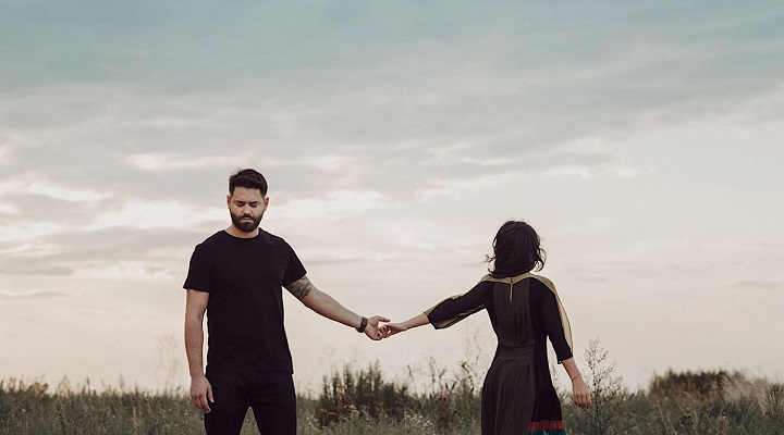 رابطه با مرد آلفا: آیا با یک مرد آلفا رابطه دارید؟ + ویژگیها مرد آلفا در رابطه_رنگو 42 مزیت های جدایی موقت در رابطه