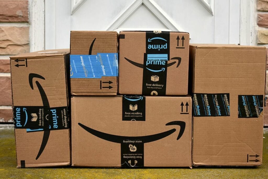 آمازون نیروهای کار بیشتری را با هوش مصنوعی جایگزین می‌کند