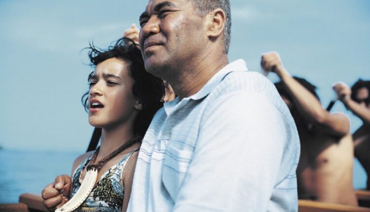۱۵ فیلم الهامقسمت و آموزنده که باید با خانواده ببینید_رنگو 6 نمایی از فیلم Whale Rider