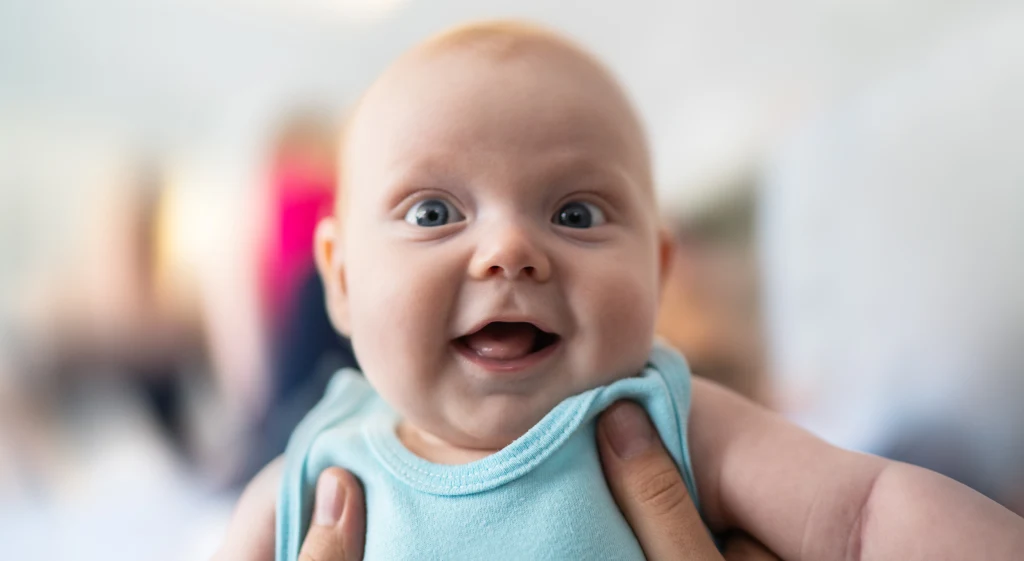 ۲۵۰ اسم پسر جذاب برای پسر شما: لیست کامل اسم پسرانه (۱۴۰۴)