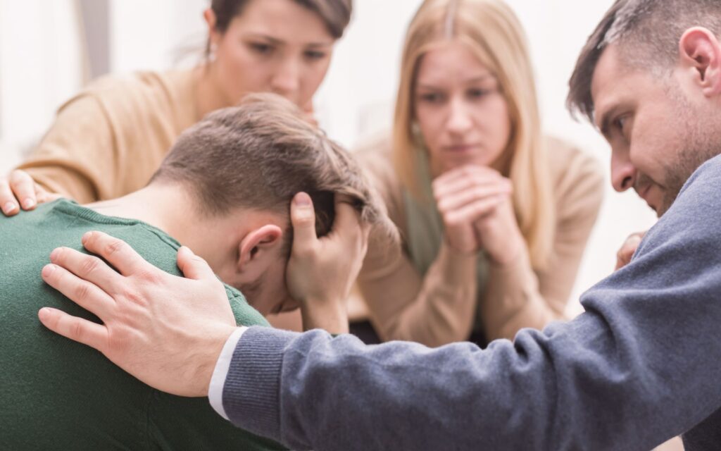 1761632415 215 ۲۰ راهکار مؤثر برای این که خانواده‌ای شاد و صمیمی